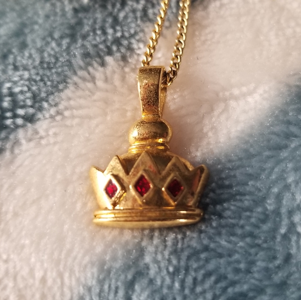 Gold Crown Pendant Necklace